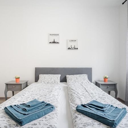 Cosy Home Close To The Center With Parking Garage Budapest Exteriör bild