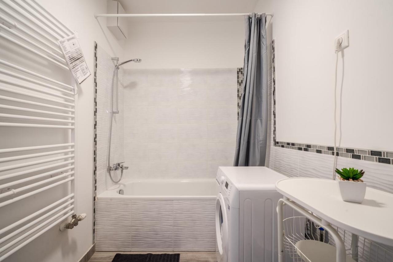 Cosy Home Close To The Center With Parking Garage Budapest Exteriör bild